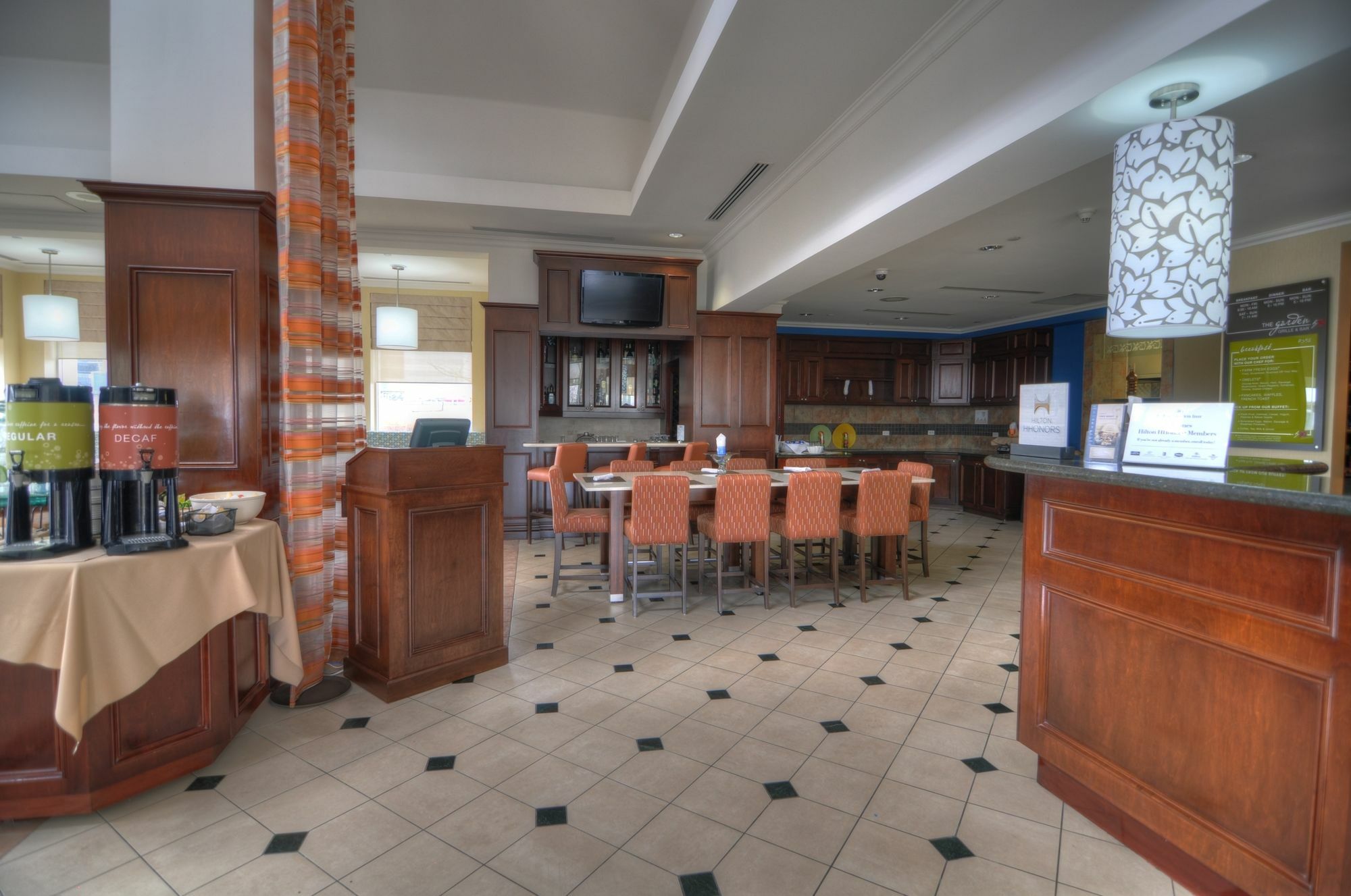 Hilton Garden Inn Toronto-Оквілл Екстер'єр фото